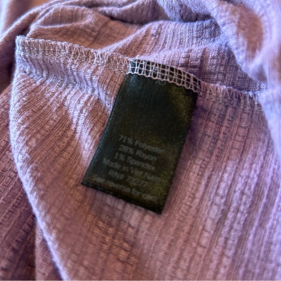 Vera Wang Mauve Lavender Top Size Small - Picture 4 of 4